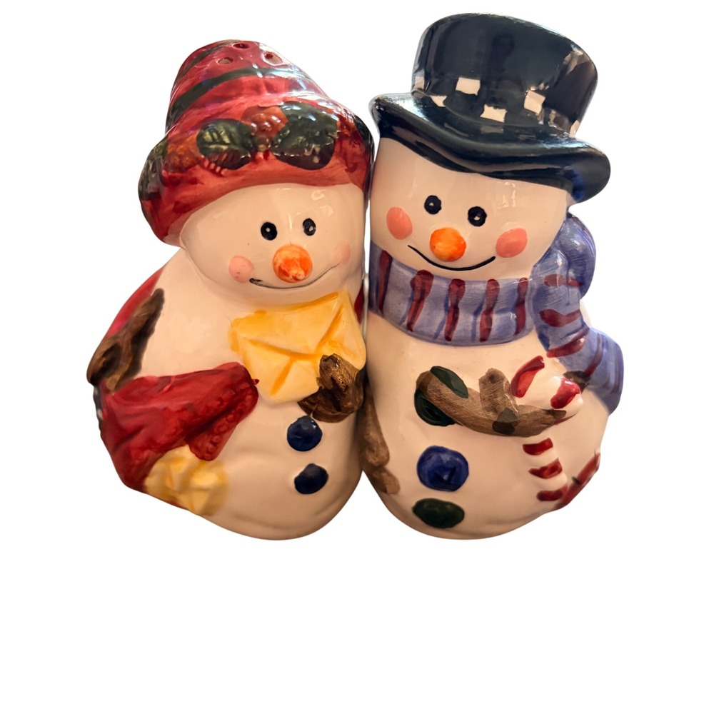 International Bazaar Snowman Salt and Pepper Shaker Set Christmas Winter Decor